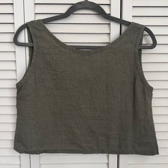 Not Perfect Linen Scoop Neck Cropped Tank - S - Forest Green - Picture 3 of 5